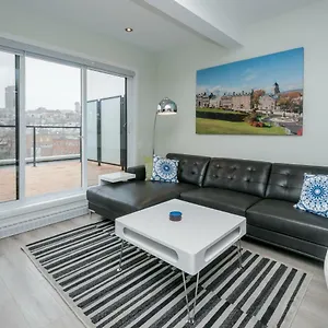 https://penthouse-on-charest-with-parking-and-gym.hotelsquebeccity.net