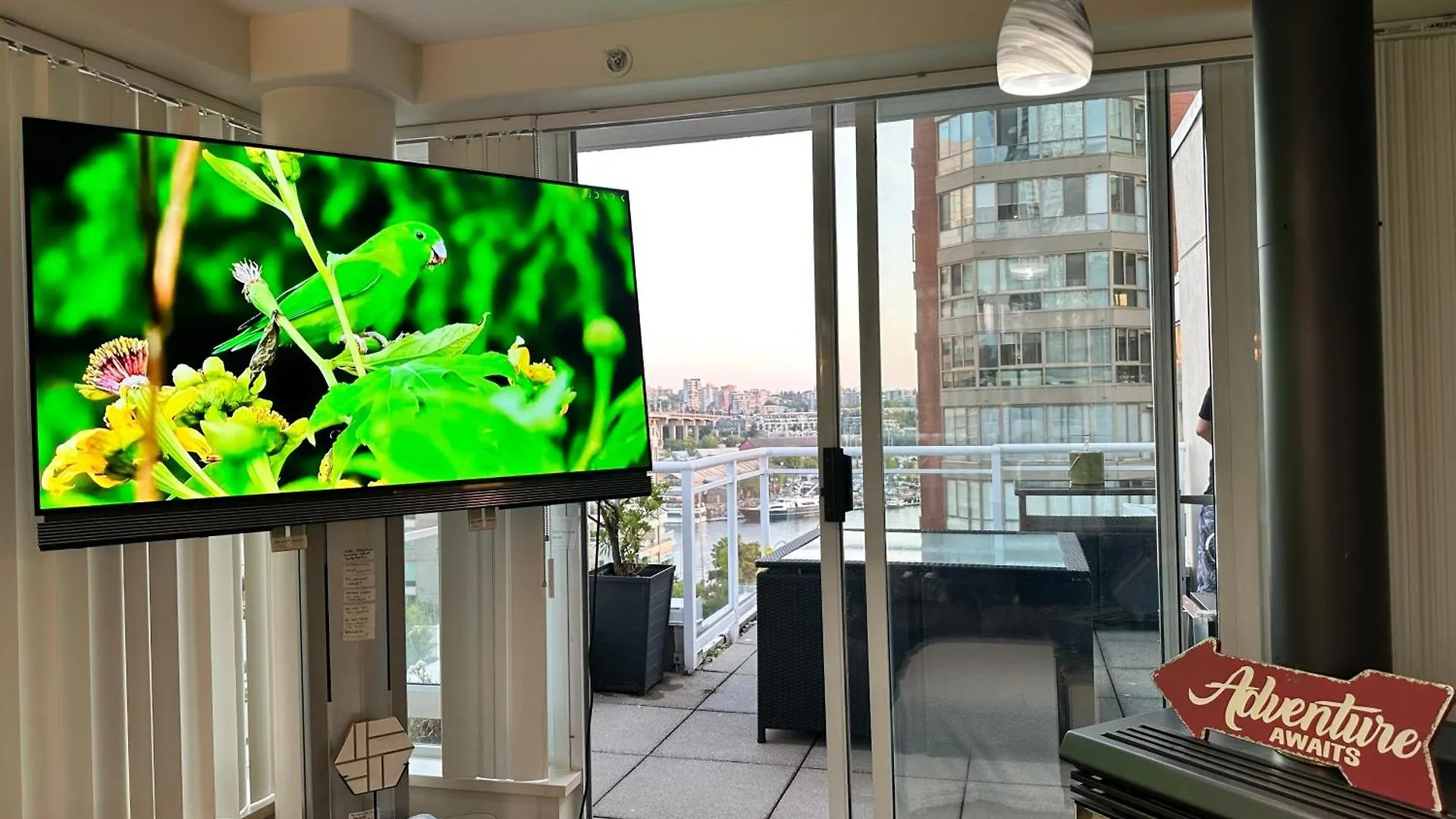 Penthouses Of Beach Ave Vancouver Apartment