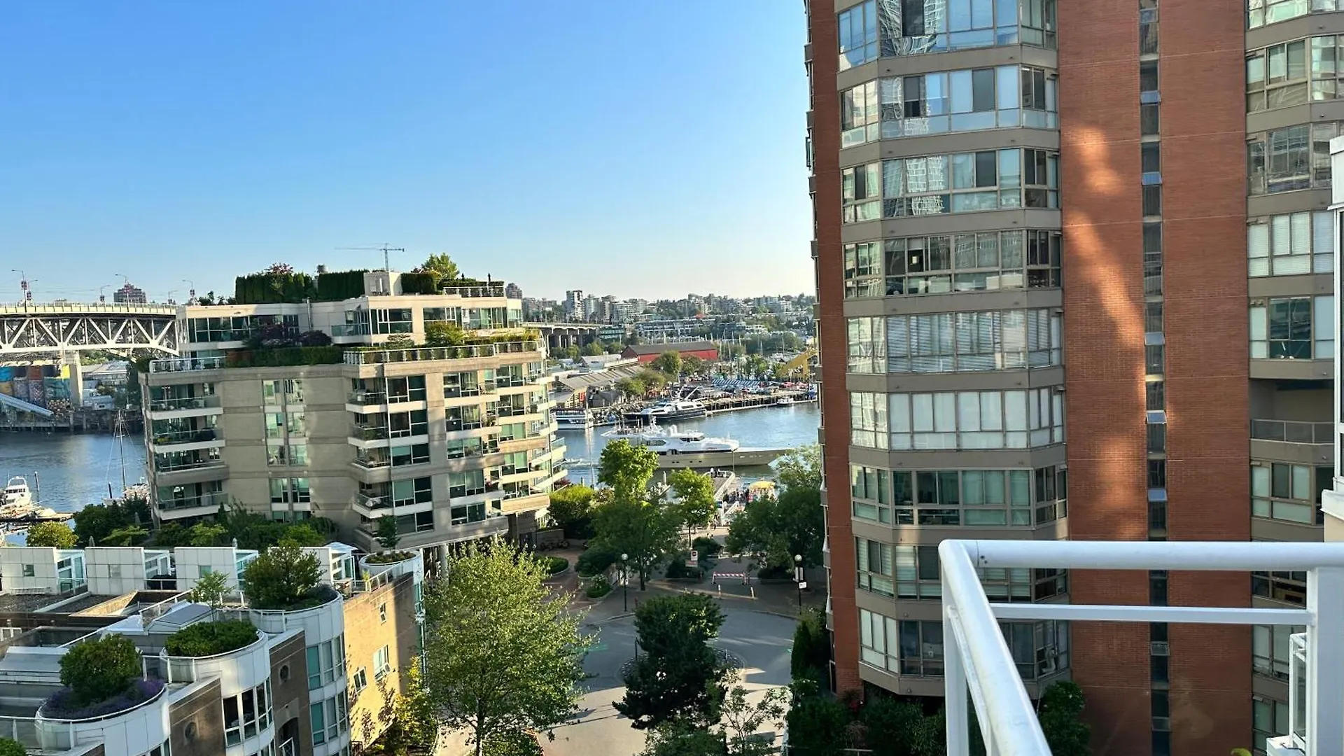 Penthouses Of Beach Ave Vancouver